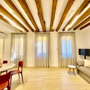 Aparthotel House New Wi Fi Island, Venezia