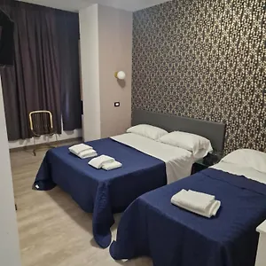Story 2 , Roma Italia